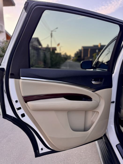 Продам власну, обслужену Акуру МДХ