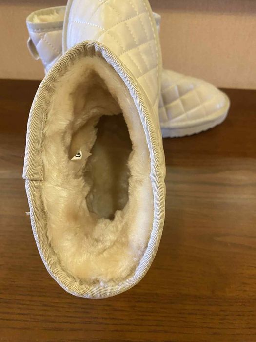 Чоботи уггі зима