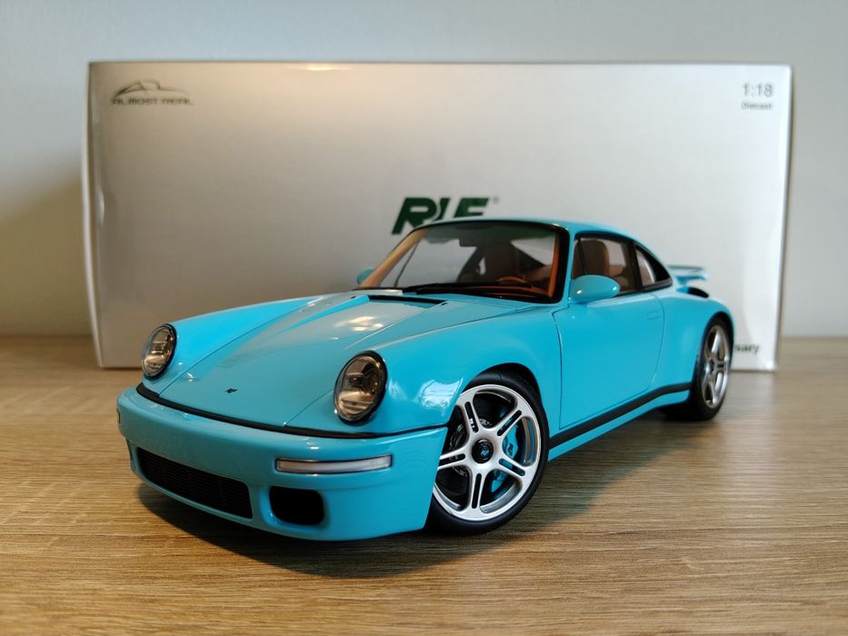 RUF CTR Anniversary 2017 model w skali 1:18 Almost Real/otwierane elementy