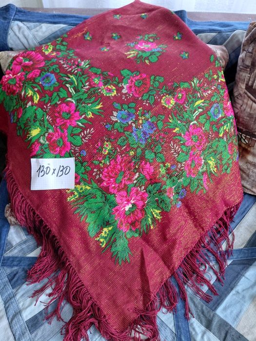 Продам жіночі хустки