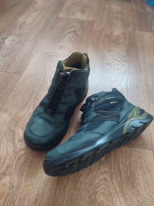 Продам черевики Ecco