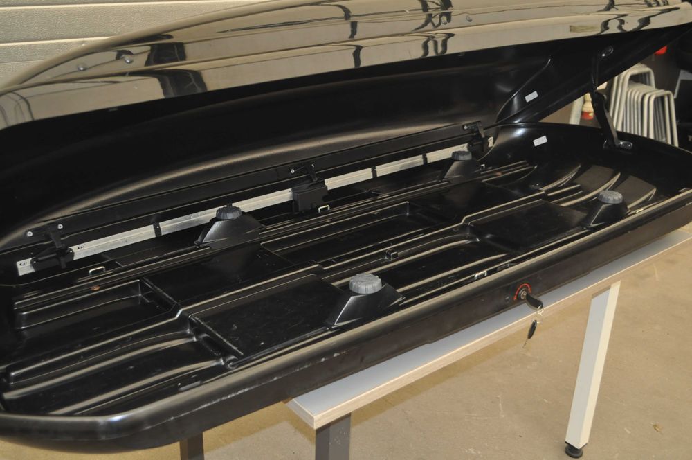Box dachowy Thule Spirit 780