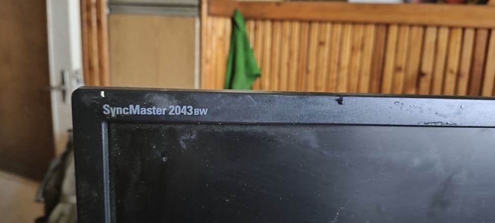 Монітор Samsung SyncMaster 2043bw