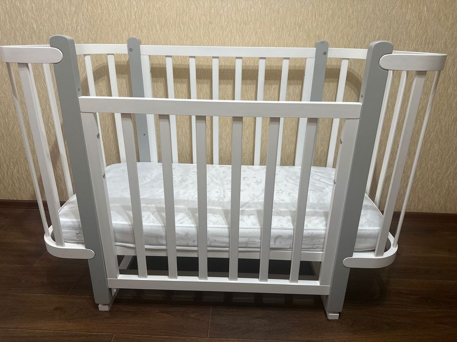 Дитяче ліжко+матрац з маятником