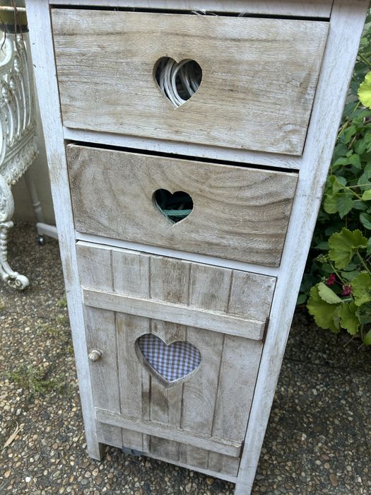 Mesinha de cabeceira