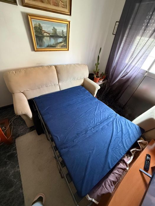 Sofá-cama bege - cambalhota