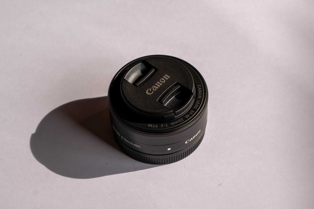 Lente Canon EF-M 22mm f/2 STM – Em excelente estado