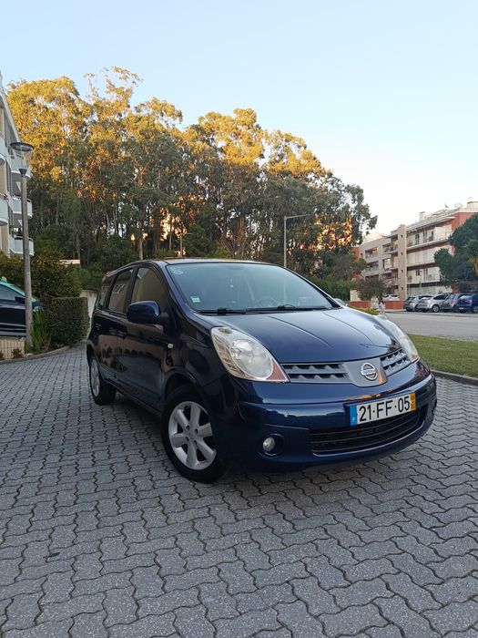 Nissan Note 1.4 i  impecável de tudo !!!