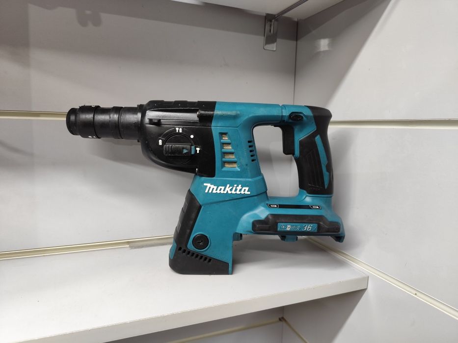 Makita DHR 264 потужний акумуляторний перфоратор Макіта оригінал