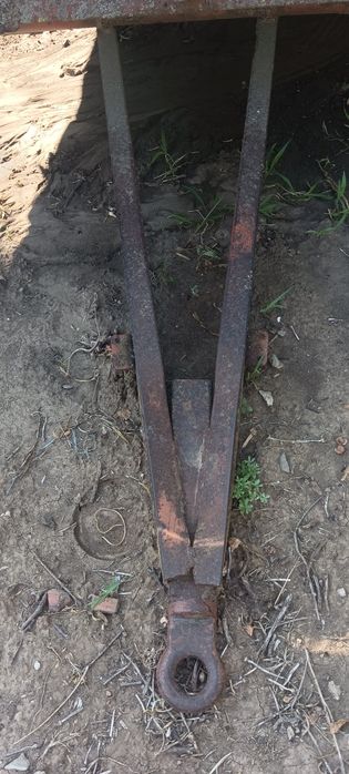 Прицеп тракторний