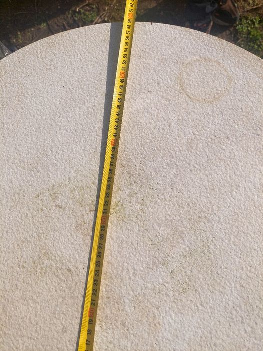 Mesa redonda de jardim