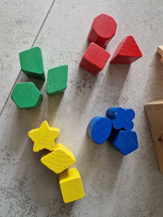 Zestaw zabawek puzzle, sorter, układanka