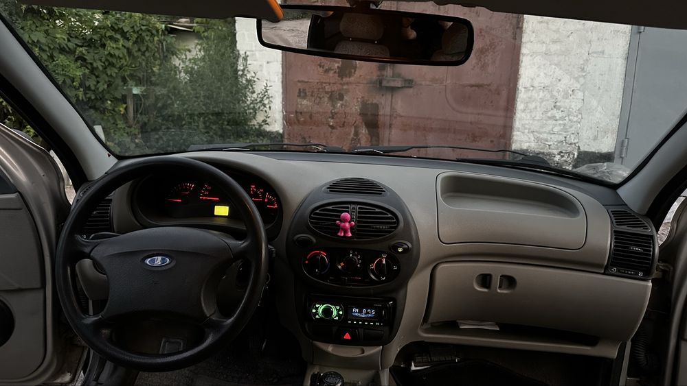 Lada 1118 калина 2006