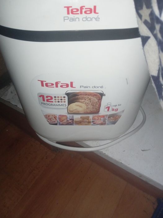 Хлебопечь продам TEFAL Pain Dore PF210138