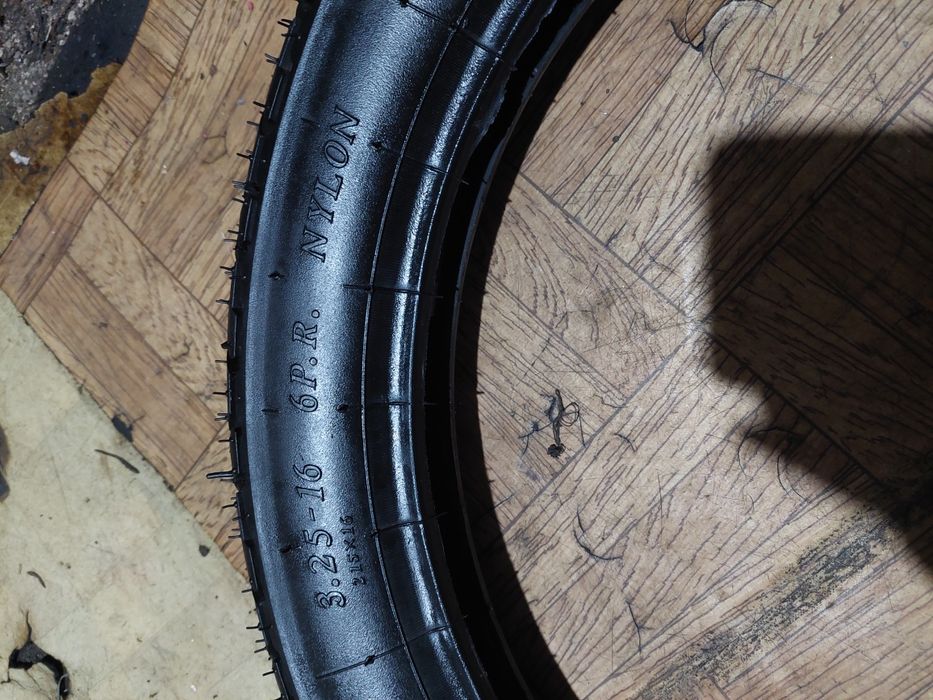 Мото резина16×3.23