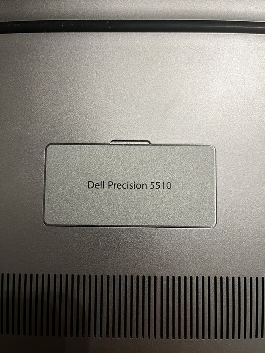 Dell Precision 5510 i7-6820HQ, 16 GB, 250&512 GB, 15'6 4K, dotyk, W11P