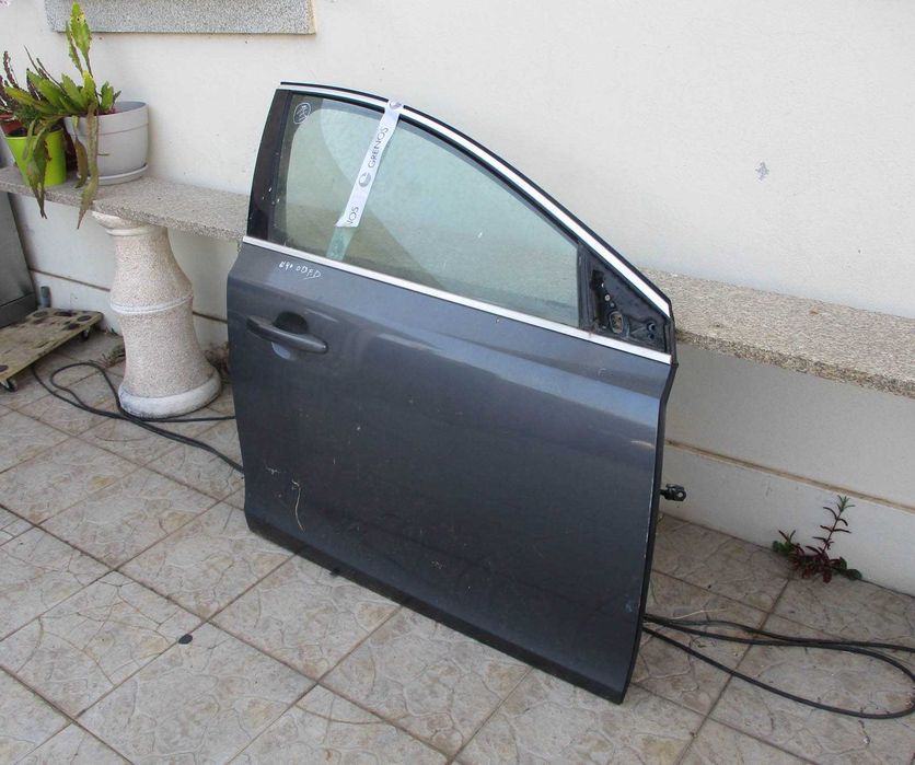 Porta frente direita para Volvo V40 Hatchback (2014) 2013-2019