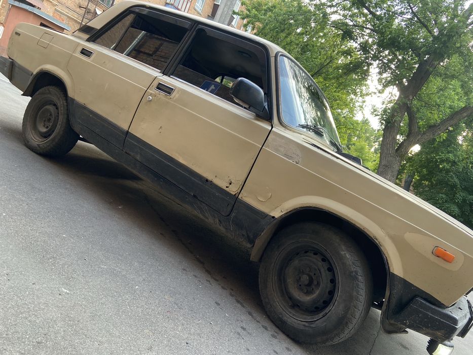 Продам Срочно ВАЗ 2107