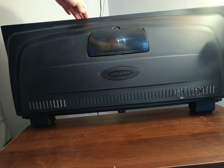 Akwarium 112 L (bez życia) z całym wyposażeniem i szafką