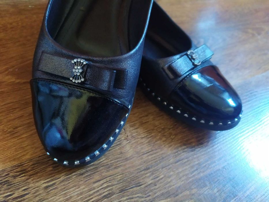 Жіночі туфлі мокасини балетки