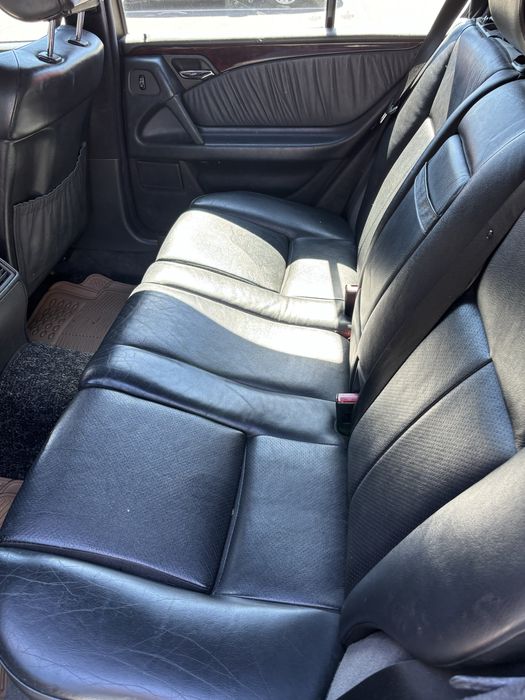 Mercedes Benz E 200 Kompressor