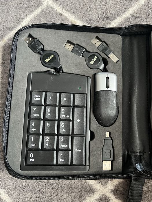 Zestaw notebook 10 w 1 USB