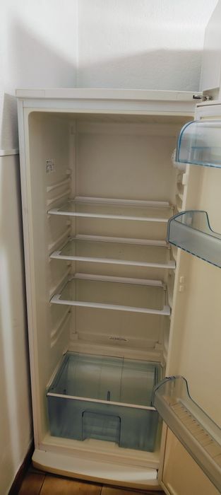 Frigorífico BEKO- urgente