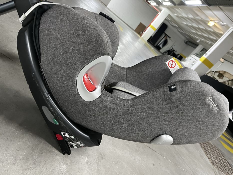 Cadeira carro Cybex Sirona Gold II  com mecanismo de rotação de 360°