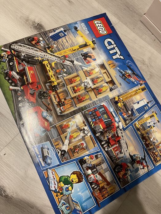 Ogromy zestaw straży pożarnej Lego 60 216