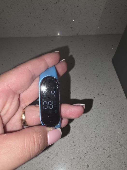 Relógio digital novo64751077929475121