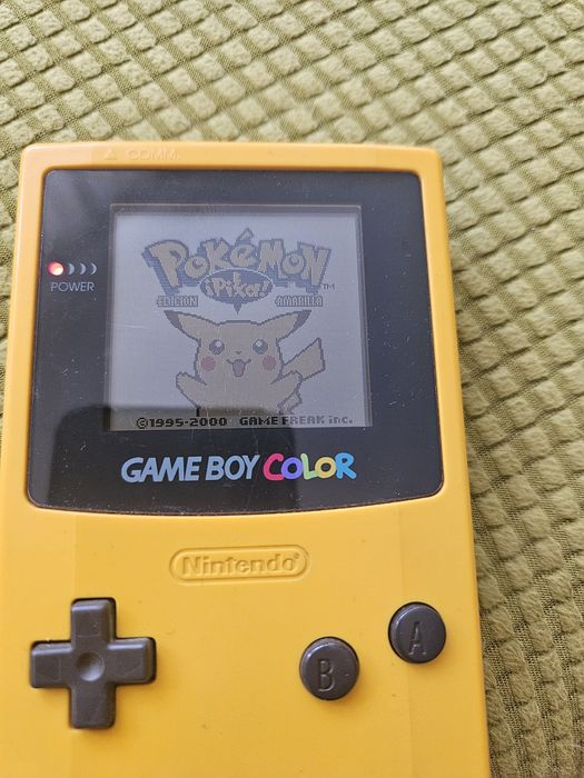 Oryginalna gra Pokemon Yellow na Nintendo Gameboy