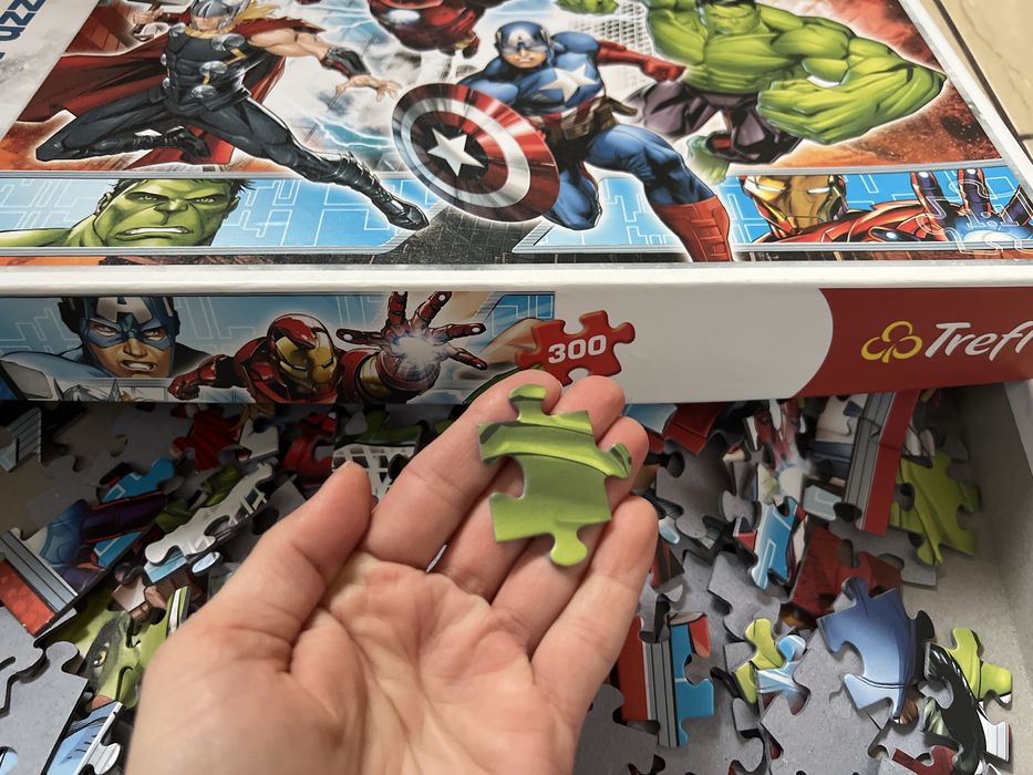 Puzzle Trefl Marvel Avengers 300