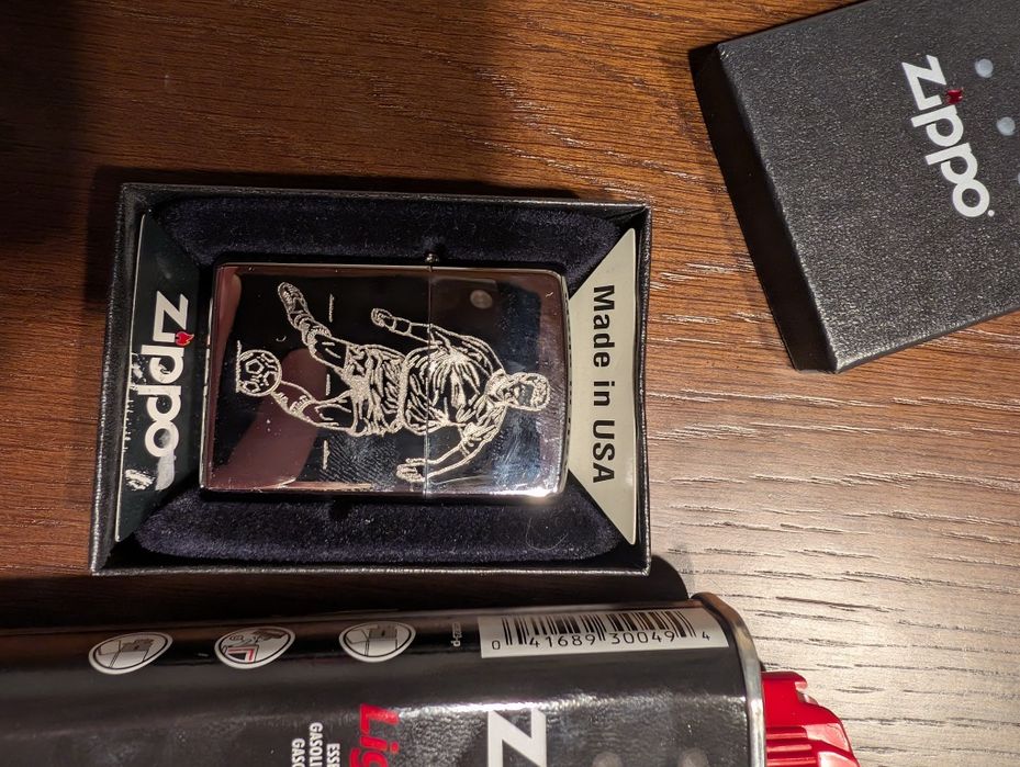 Isqueiro Zippo novo