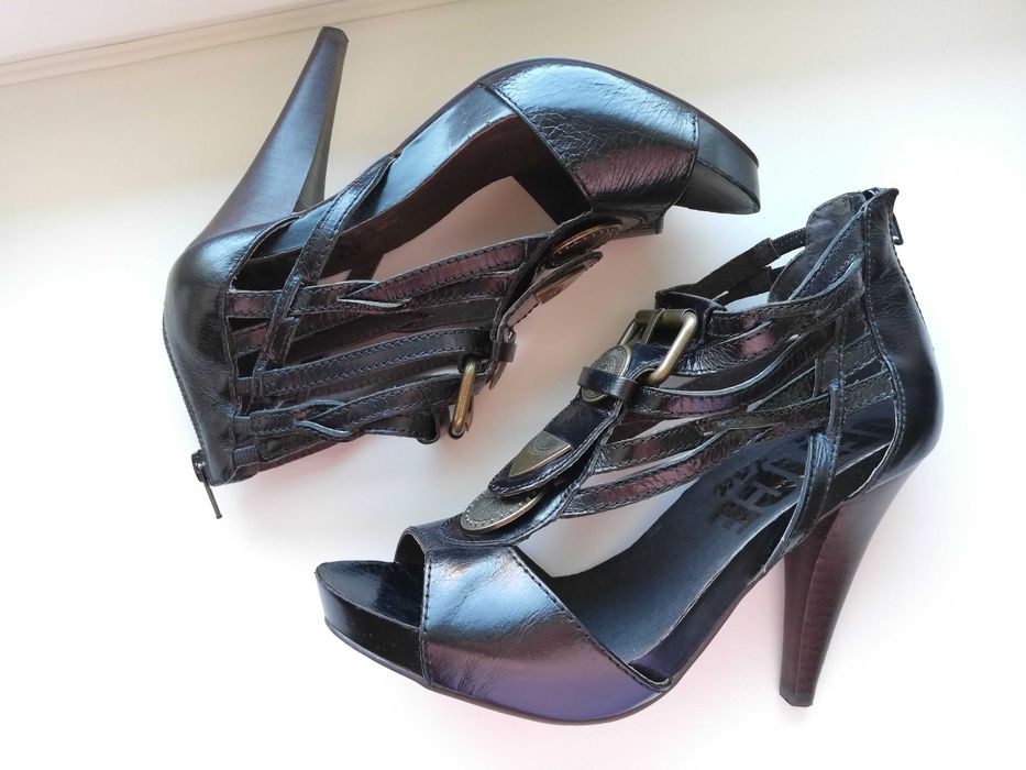 rockstyle eleganckie skórzane sandały szpilki platformy 38 Office London skóra naturalna gothic goth hippie rock rocknroll