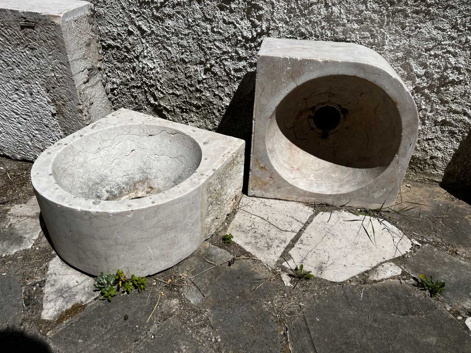 Lindíssima pia de cozinha antiga em pedra Lioz