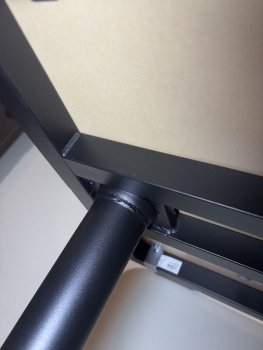 Офісний стіл IKEA Bekant з механічним регулюванням висоти 120*80