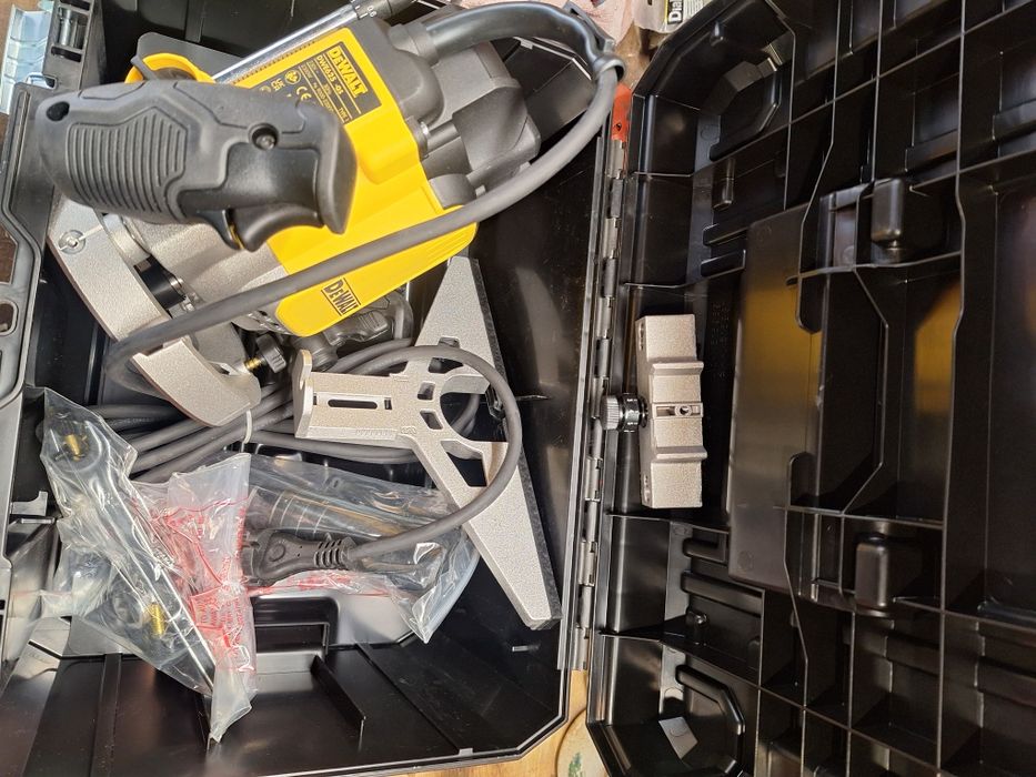 Frezarka Dewalt DWE 625KT**NOWA**