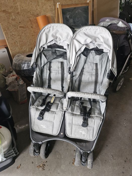 Lekki bliźniaczy wózek spacerowy Valco Baby snap duo