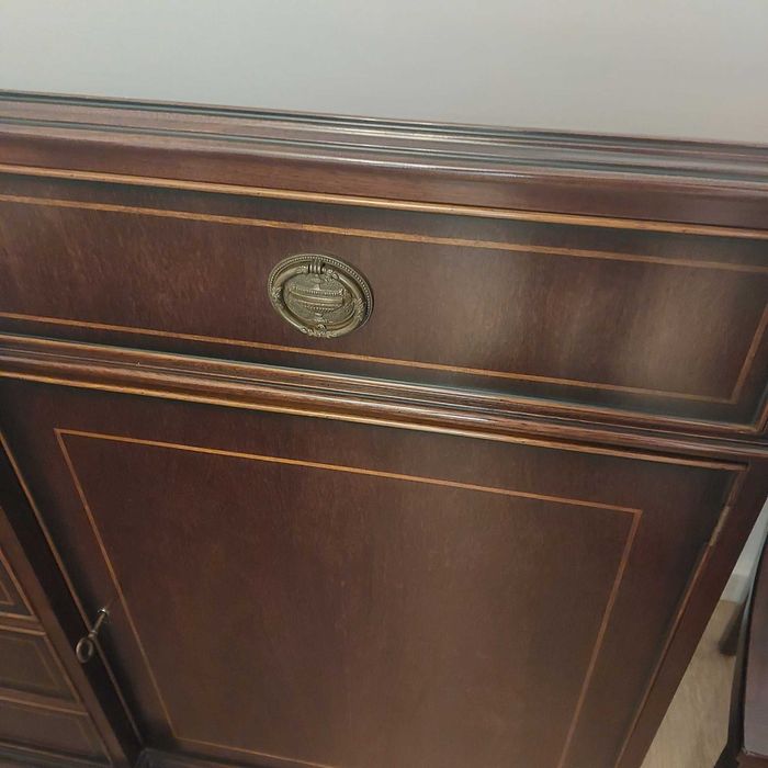 Mobília de Sala de Jantar – Como Nova!