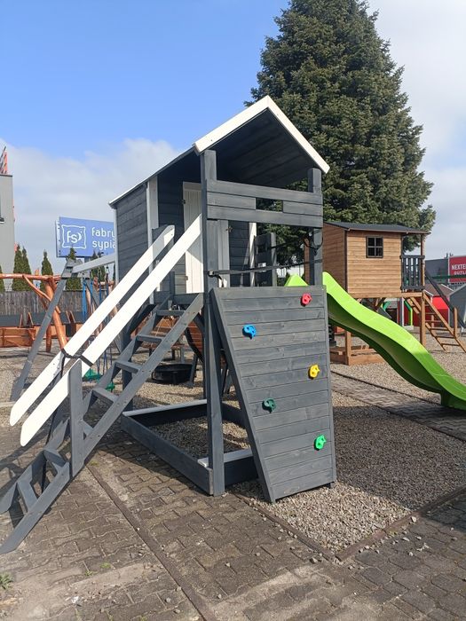 Plac zabaw domek dla dzieci domek drewniany DOSTĘPNE!  huśtawka zjeżdż
