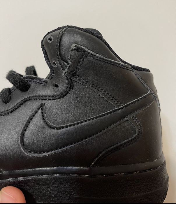 Кроссовки Nike Air Force 1 Mid