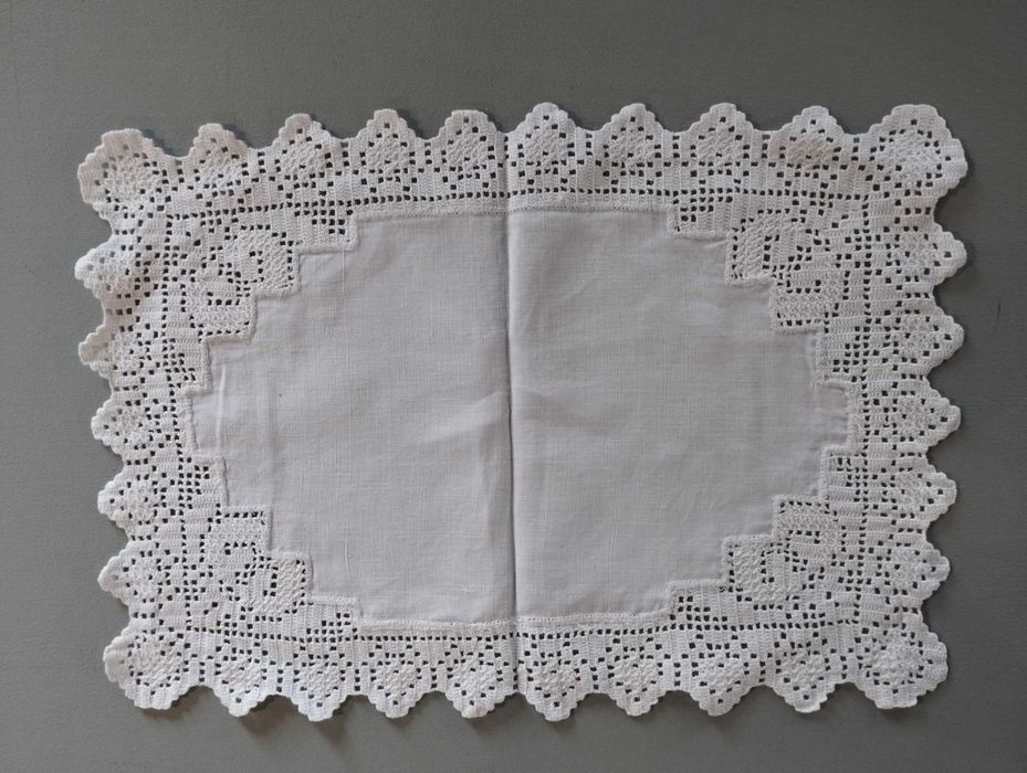 Handmade Naprons with Crochet