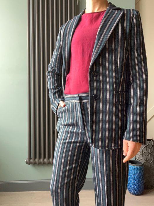 Брючний, класичний костюм SISLEY + подарунок