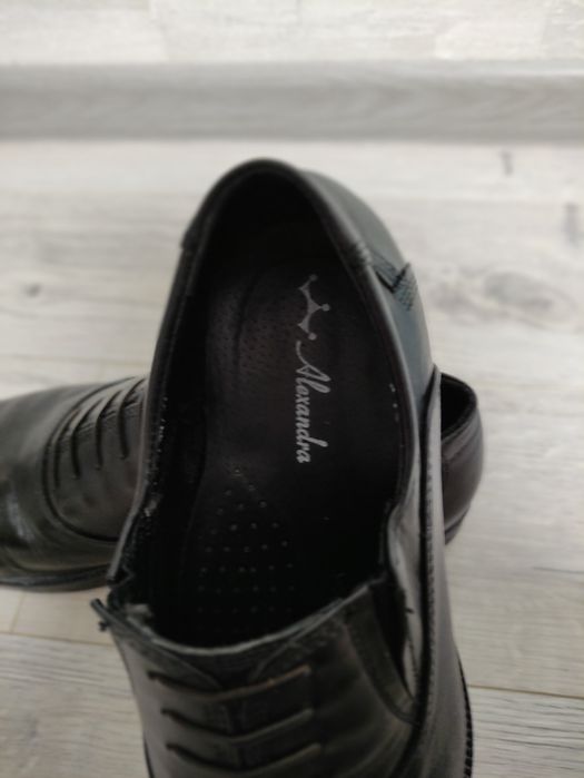 Туфлі Олександр майже нові