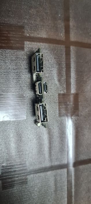 Зарядний пристрій micro\tipe-c USB 5B 18650
