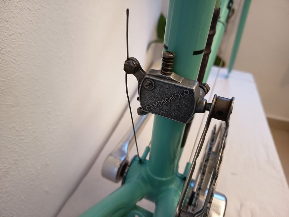 Bicicleta de estrada em bom estado