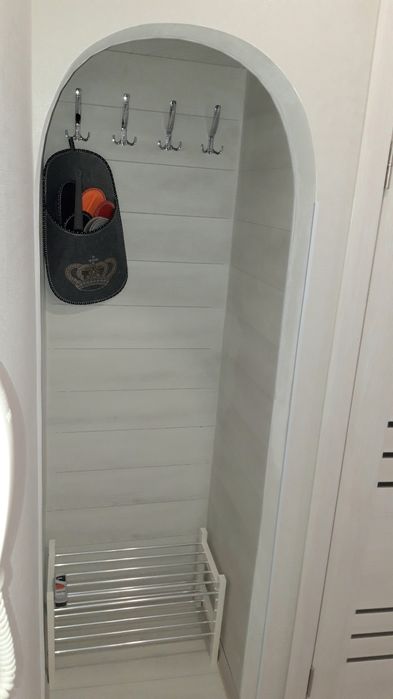 Навпроти КУРОРТУ в ЦЕНТРІ вул. Гоголя 139.