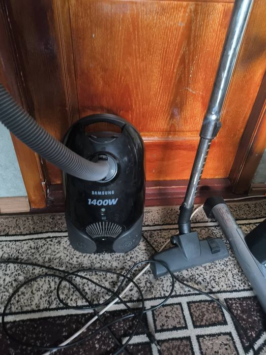 Потужний пилосос Самсунг, повний комплект