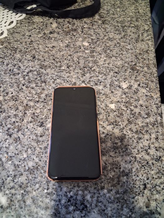 Telemovel Samsung A40