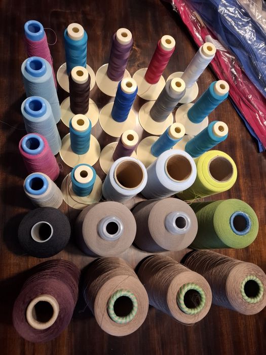 Nici elastyczne  , mix kolorów,  29 szpul